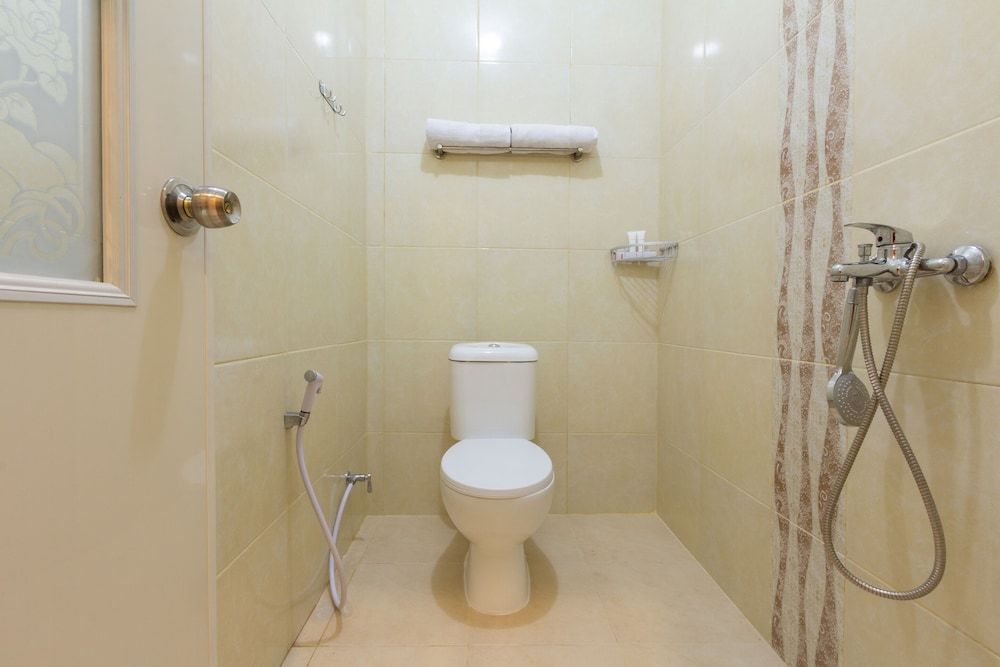 Hotel O Yogyakarta near Universitas Gadjah Mada formerly Sellinas Guesthouse Deluxe Double Room 7