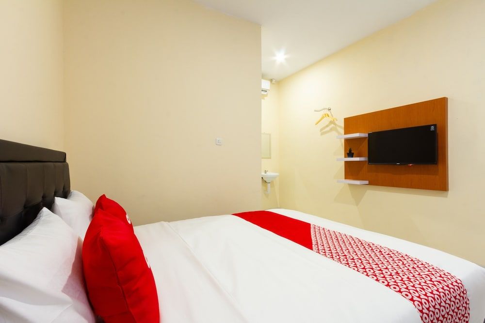 Hotel O Yogyakarta near Universitas Gadjah Mada formerly Sellinas Guesthouse Deluxe Double Room 4