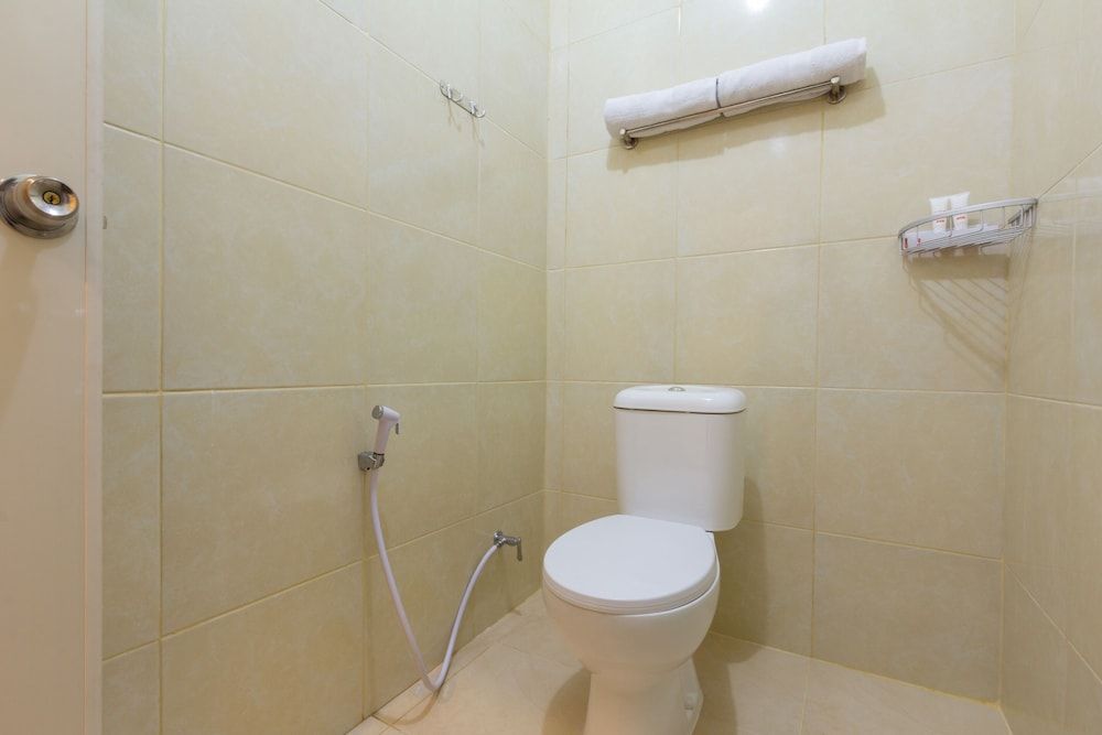 Hotel O Yogyakarta near Universitas Gadjah Mada formerly Sellinas Guesthouse Deluxe Double Room 6