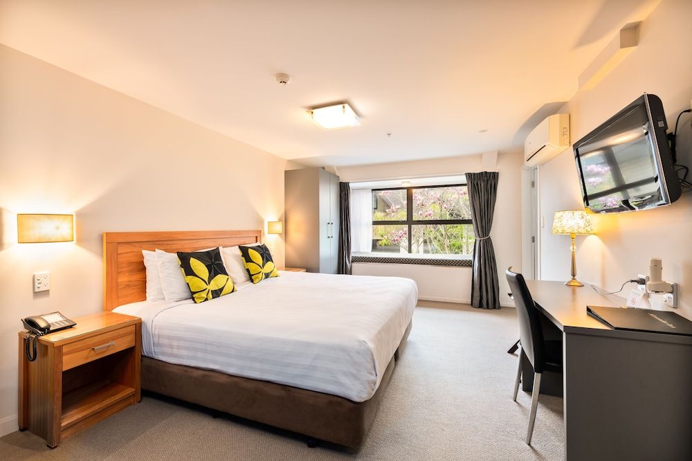 Alexander Inn Executive 3