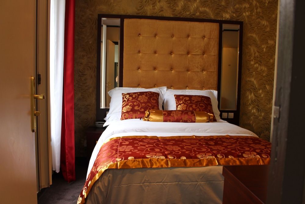 Hotel Des Buttes Chaumont Double Room