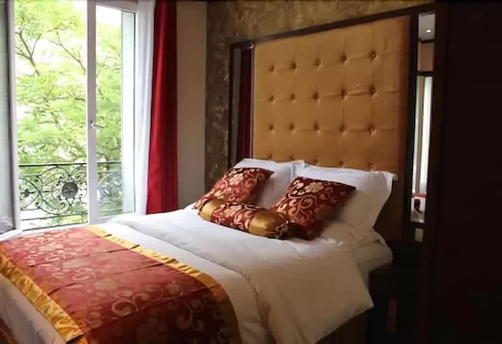 Hotel Des Buttes Chaumont Double Room 3