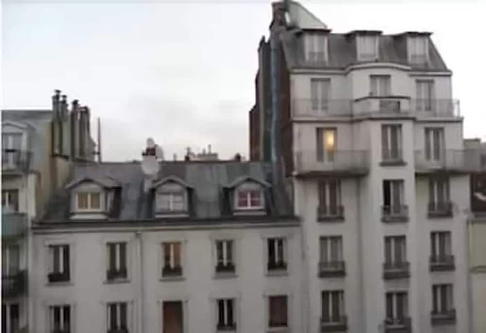 undefined Hotel Des Buttes Chaumont 6