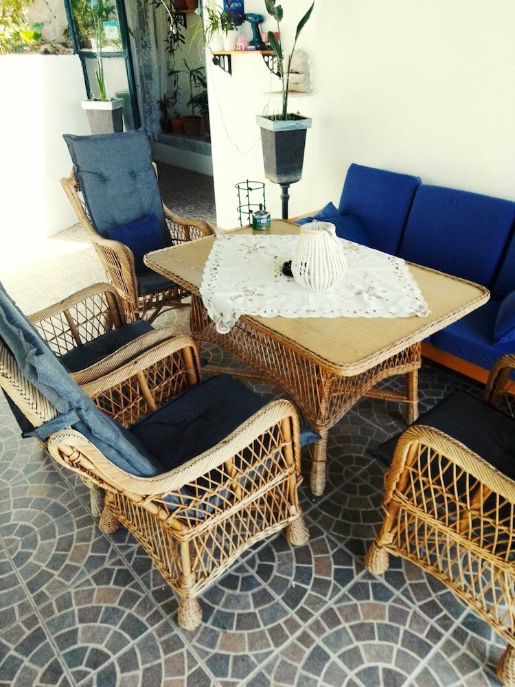 undefined GH Barbara 10