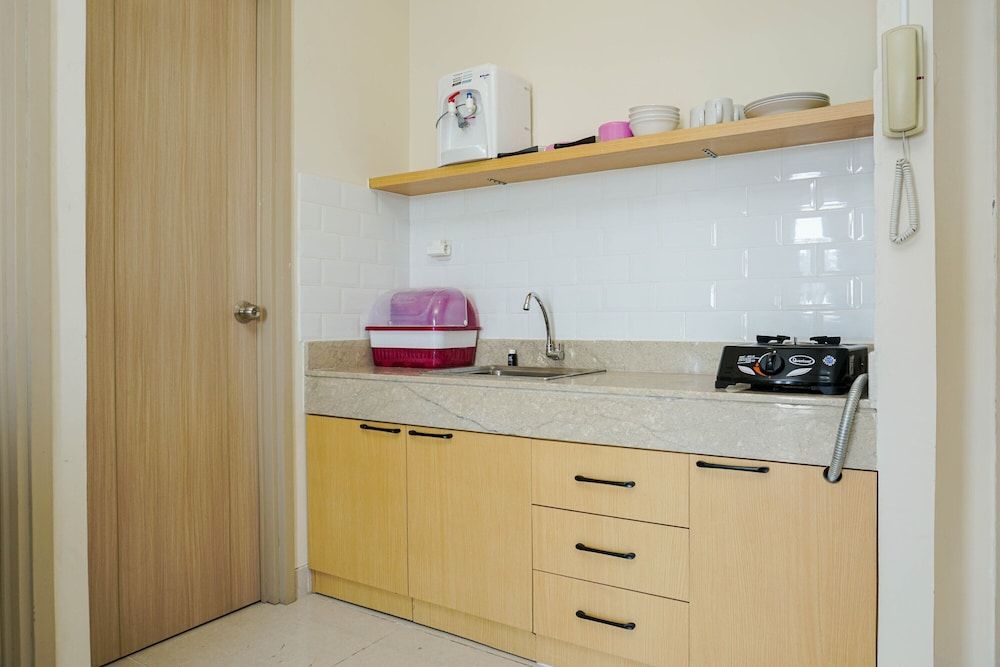 Strategic 2BR Elpis Apartment near Mangga Dua and Ancol Room 19