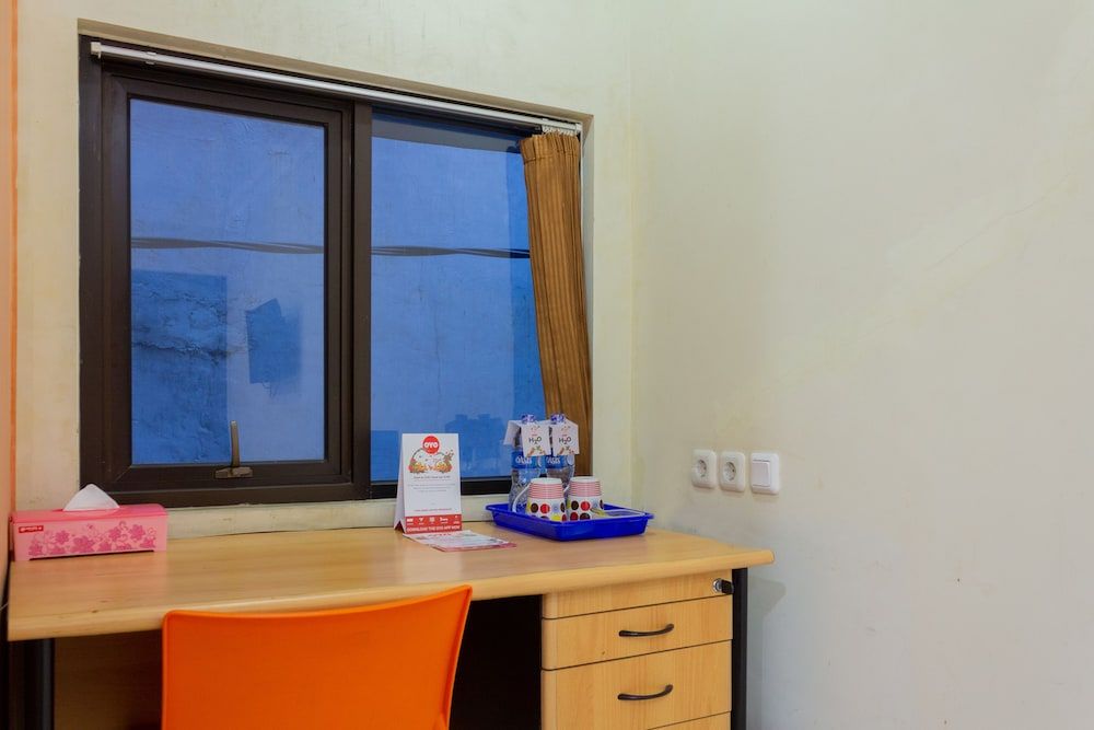 Capital O 989 Audah Guesthouse Syariah Standard Twin Room 9