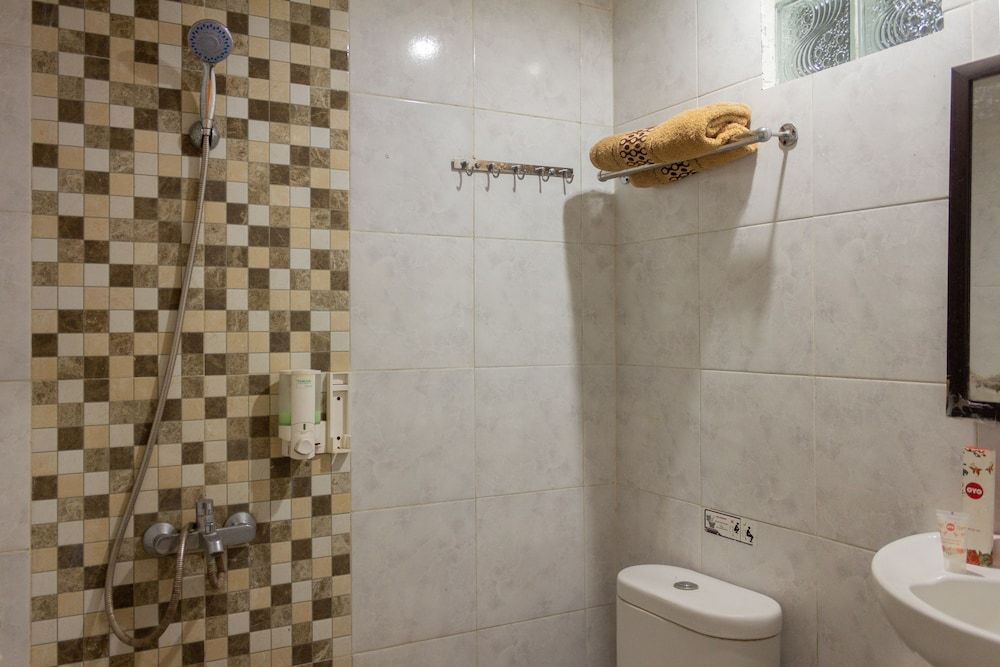 Capital O 989 Audah Guesthouse Syariah Standard Single Room 5