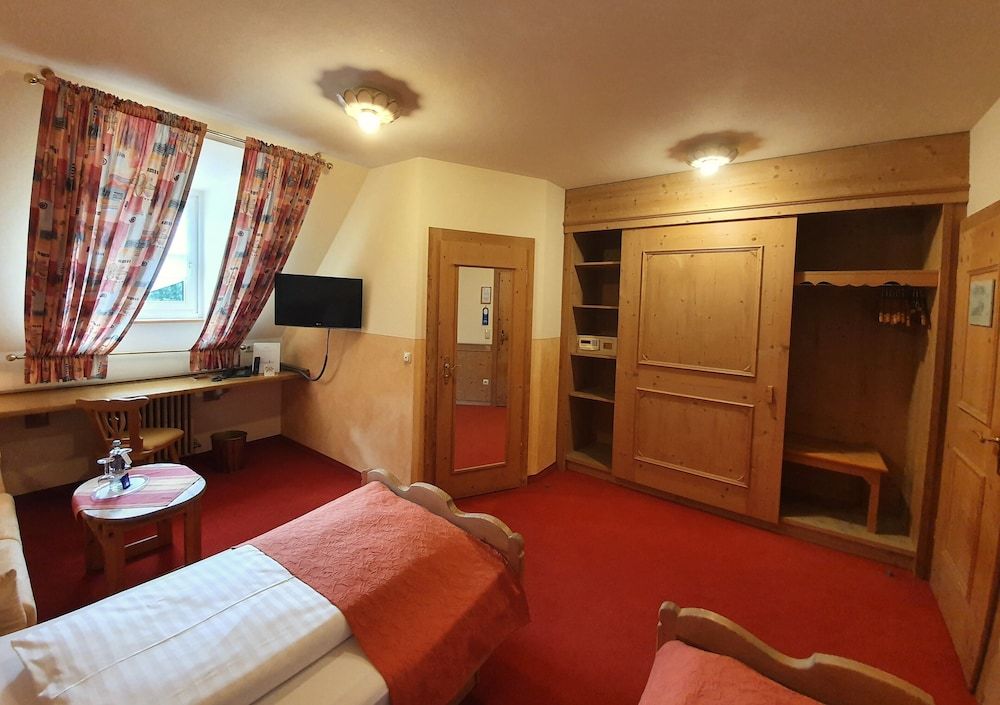 Hotel Hoyacker Hof Twin Room 3