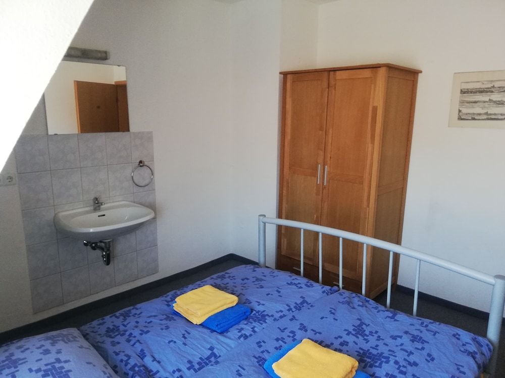 Basic Double Room, Shared Bathroom, City View