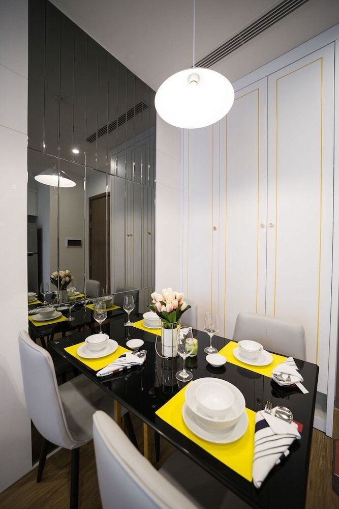 undefined Homefromhome Skylake Apartment 6