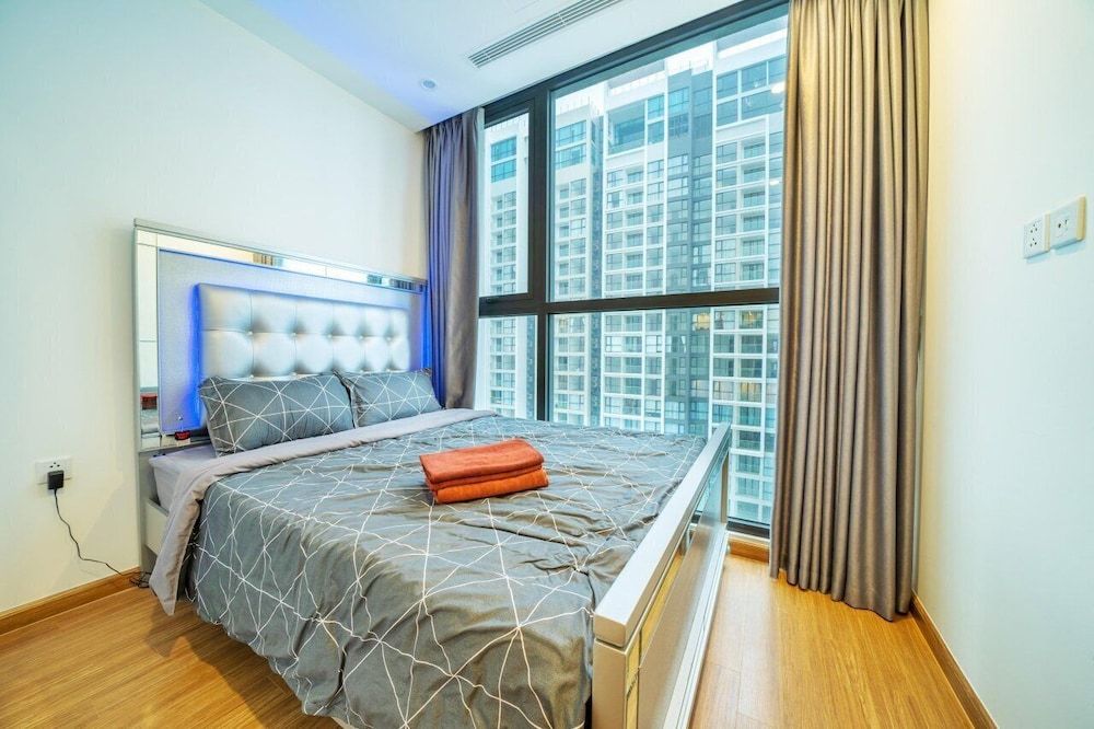 undefined Homefromhome Skylake Apartment