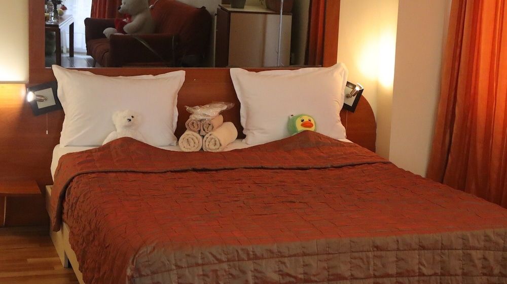 Palitra Family Hotel Superior Studio, 1 Queen Bed with Sofa bed (for 2 People) 3