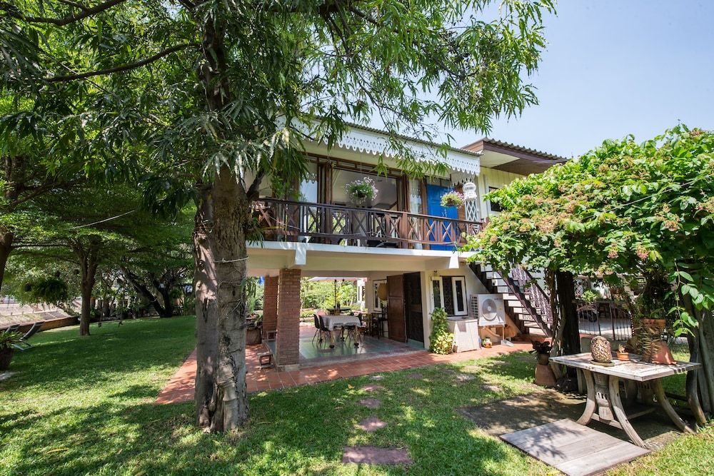 Phuttal Residence