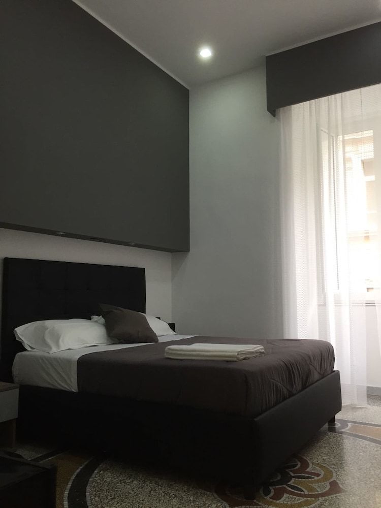 undefined MB95 Mezzocannone Luxurious B&B 8