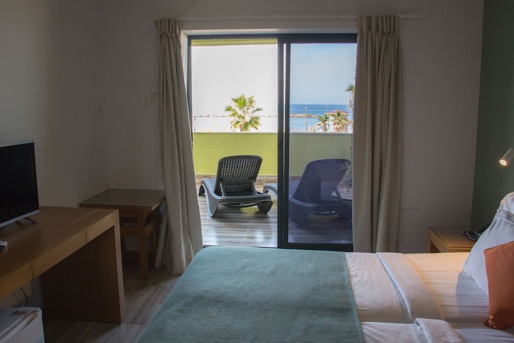 undefined Golden Beach Hotel Tel Aviv 3