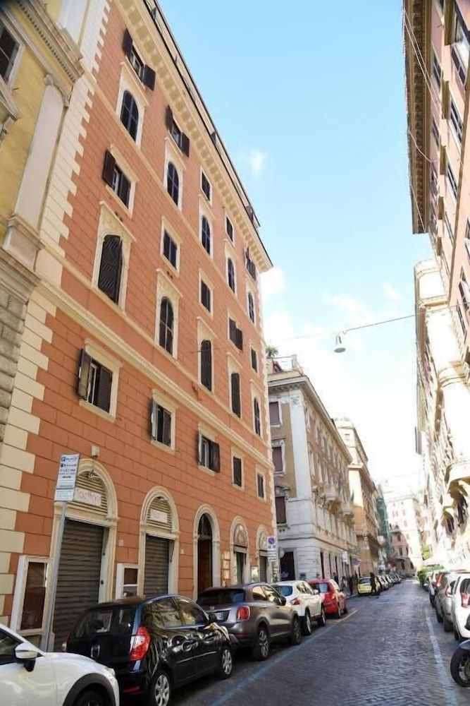 undefined Romalive Hotel 5