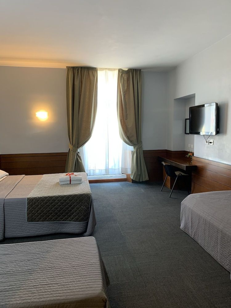 undefined Romalive Hotel 4