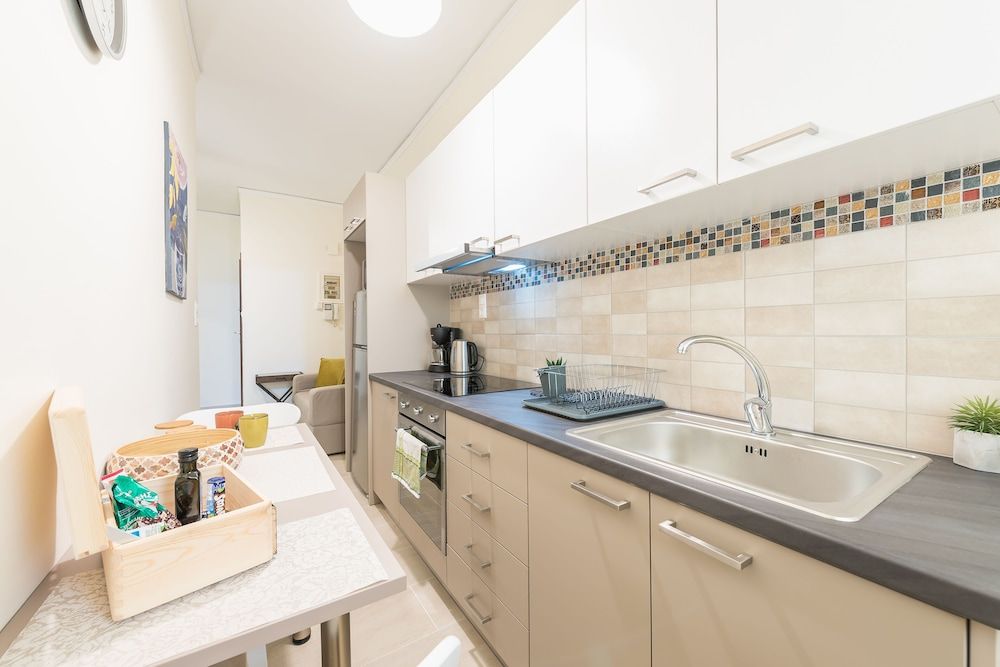 Stylish Kerameikos Apartment  by Cloudkeys City Apartment 17