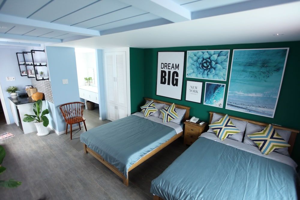 undefined Sleepbox Hostel Phu Quoc 7