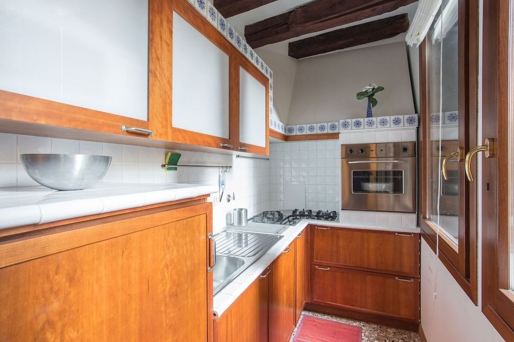 undefined Venezia - Calle della Regina 752b 4