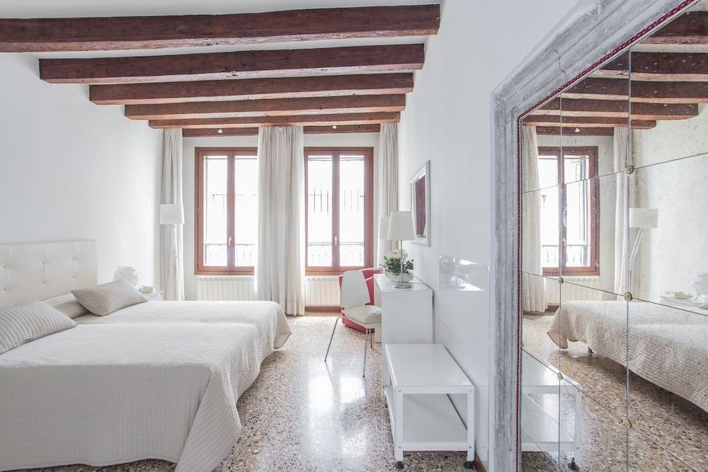 Venezia - Calle della Regina 752b City Apartment, 1 Bedroom 12