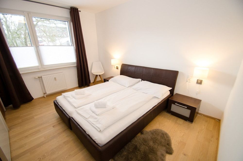 undefined Apartment CityXpress 8