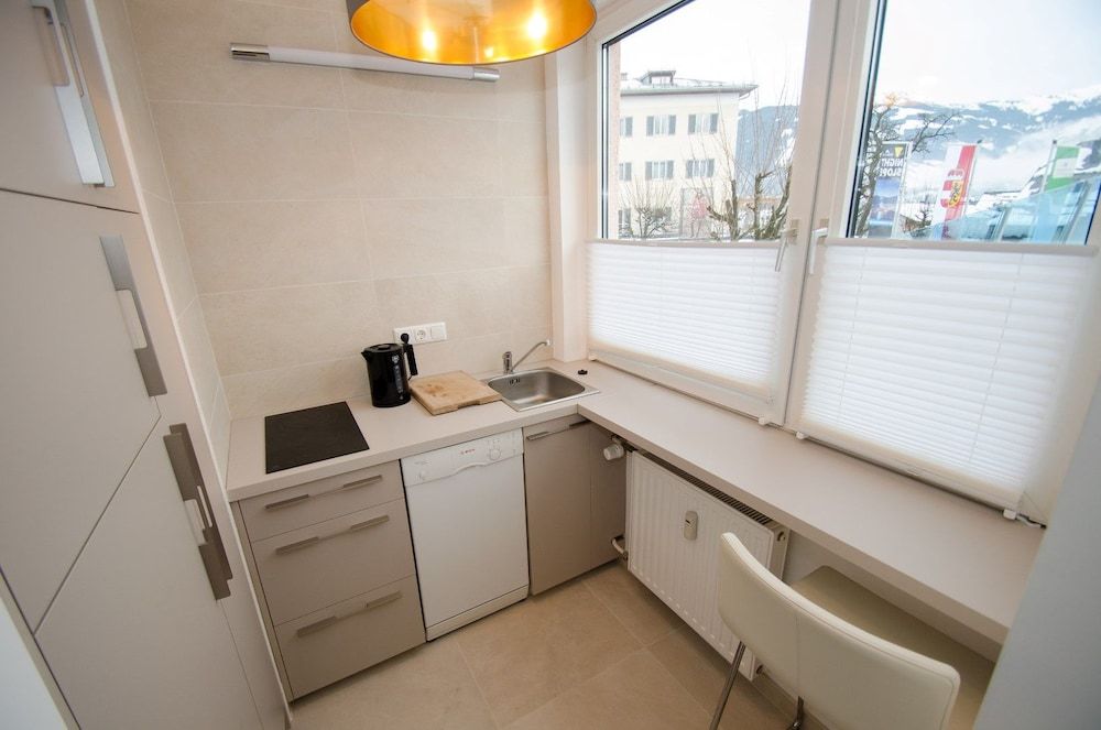 undefined Apartment CityXpress 9