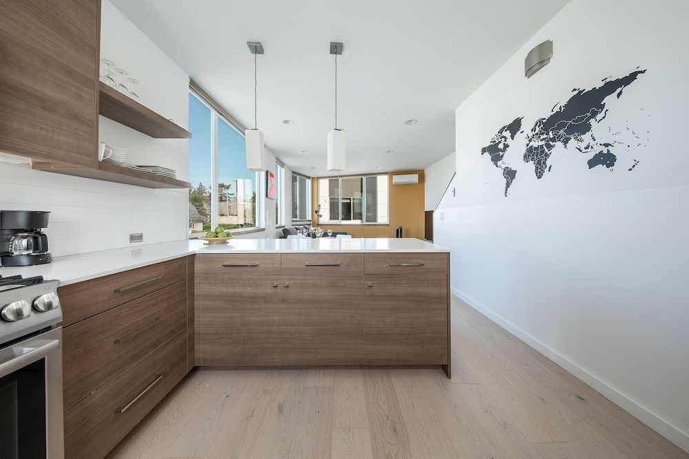 undefined Hosteeva Modern Townhome w Rooftop 5