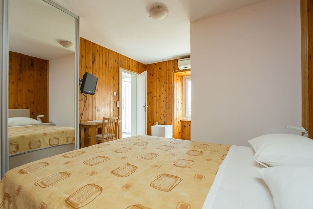 undefined Guest House Luce 7