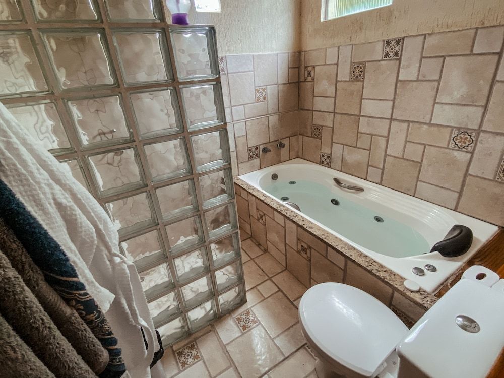 Romantic Studio Suite