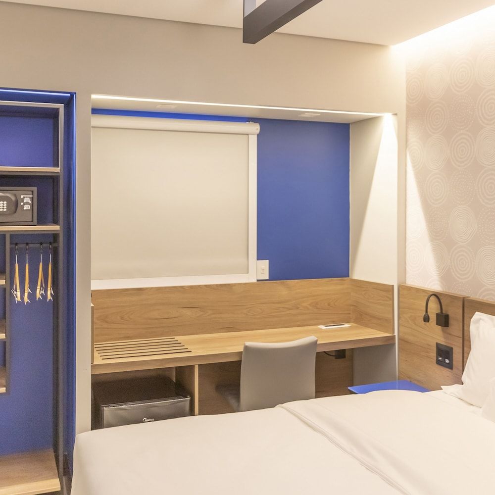 Standard Casal - 1 Cama Queen