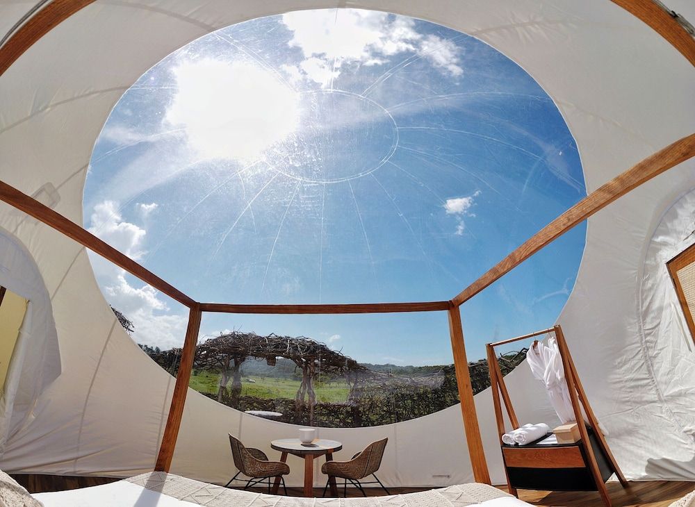 Green Land Bubble Glamping By Mint Exclusive Tent, 1 King Bed, Hot Tub, Lakeside 6