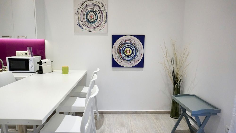 undefined Spacious Modern Apt in Athens near Metro 6