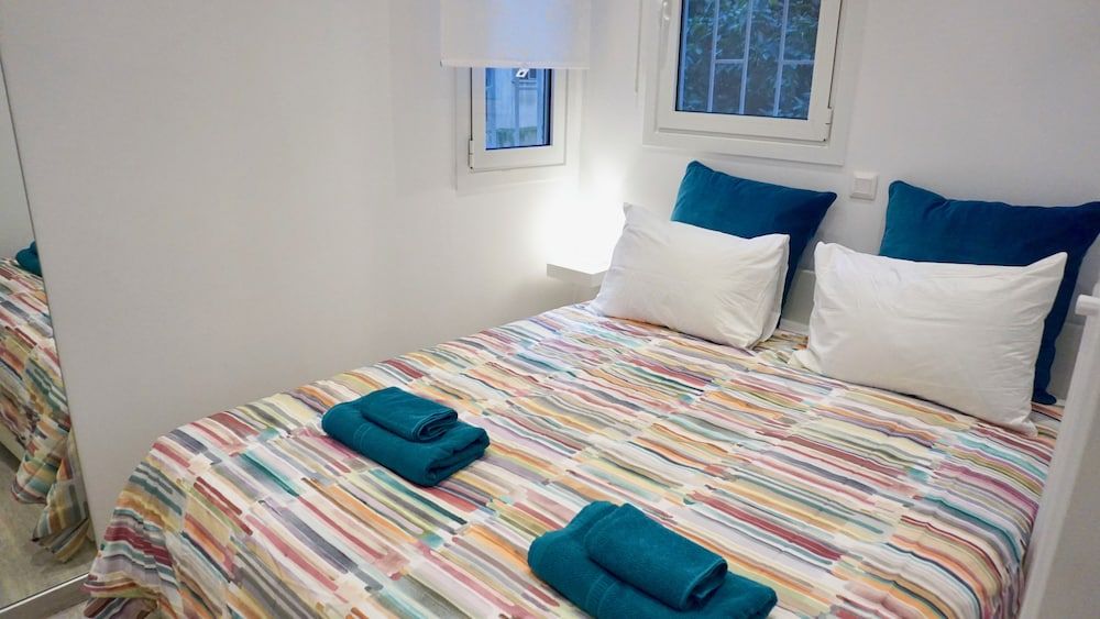 undefined Spacious Modern Apt in Athens near Metro 3