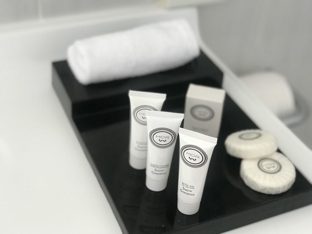 Engadine Motor Inn Standard Room, Non Smoking, Jetted Tub (Double Spa suite) 5