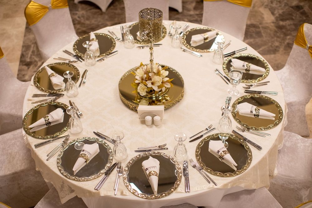 undefined Engin Otel 6