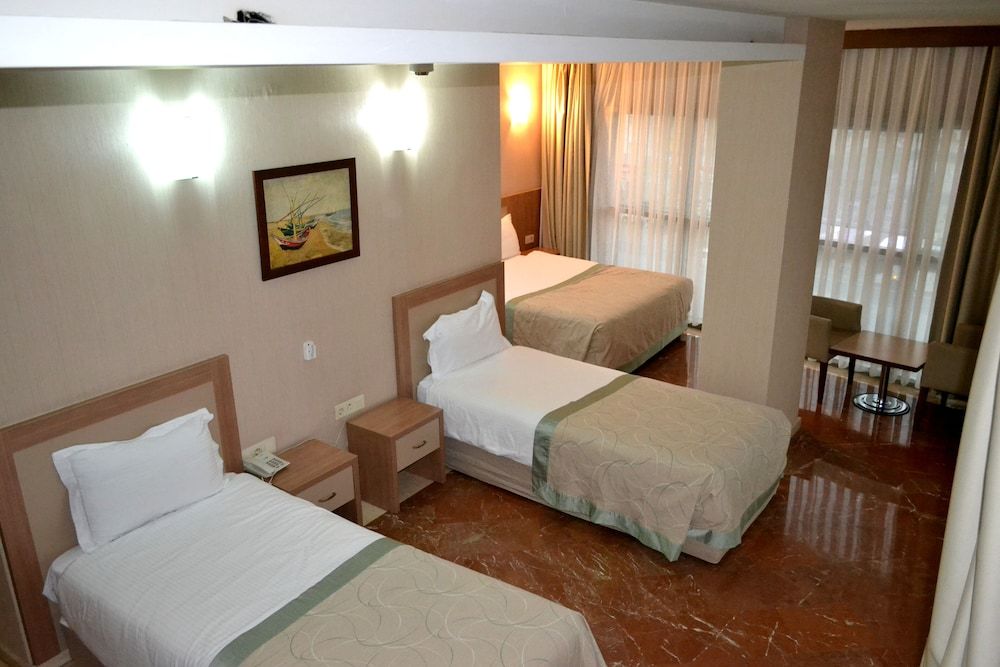 undefined Engin Otel 3