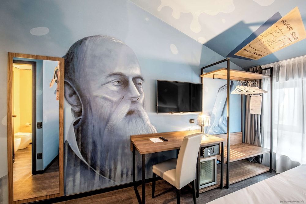 Comfort Room, Multiple Beds