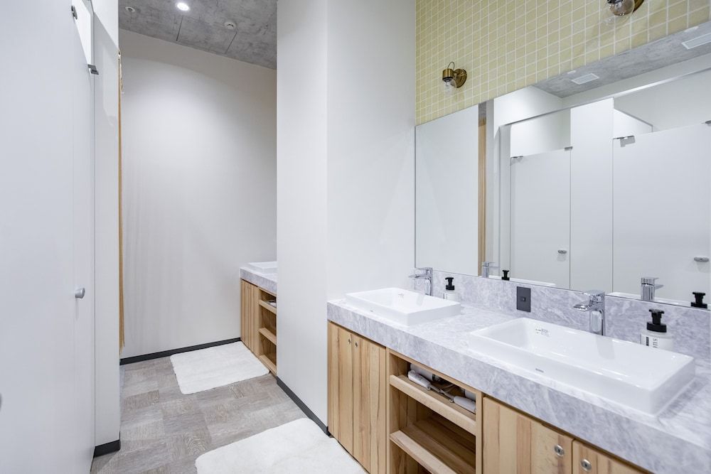 Eight Point Inn Kanazawa Deluxe Twin Room, Non Smoking 8