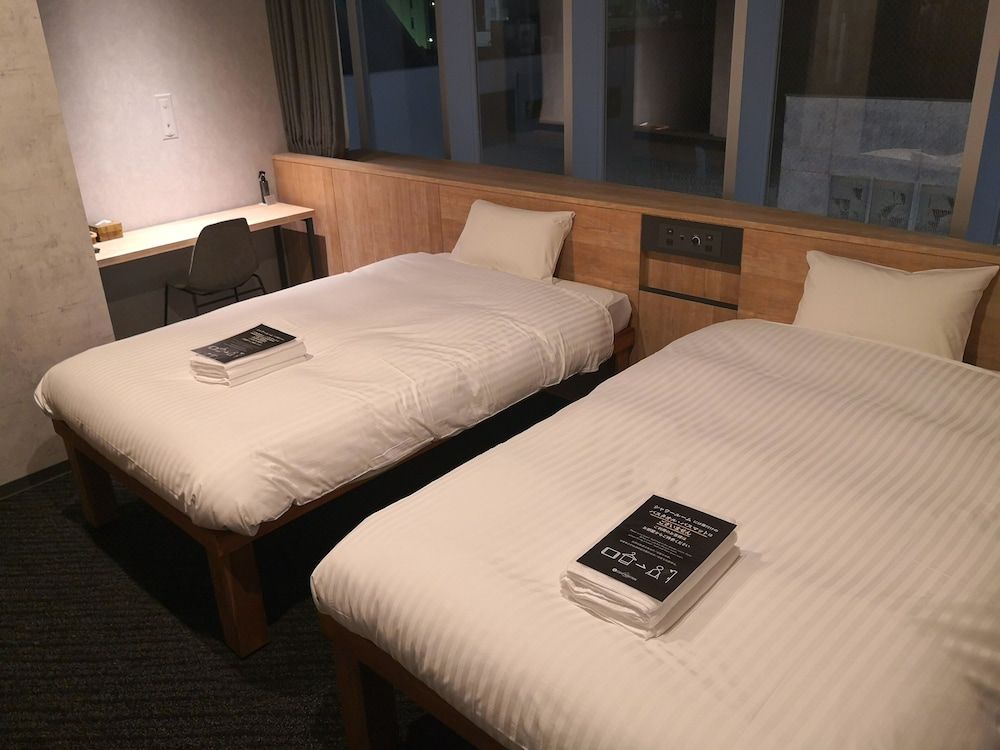 Eight Point Inn Kanazawa Deluxe Twin Room, Non Smoking 3