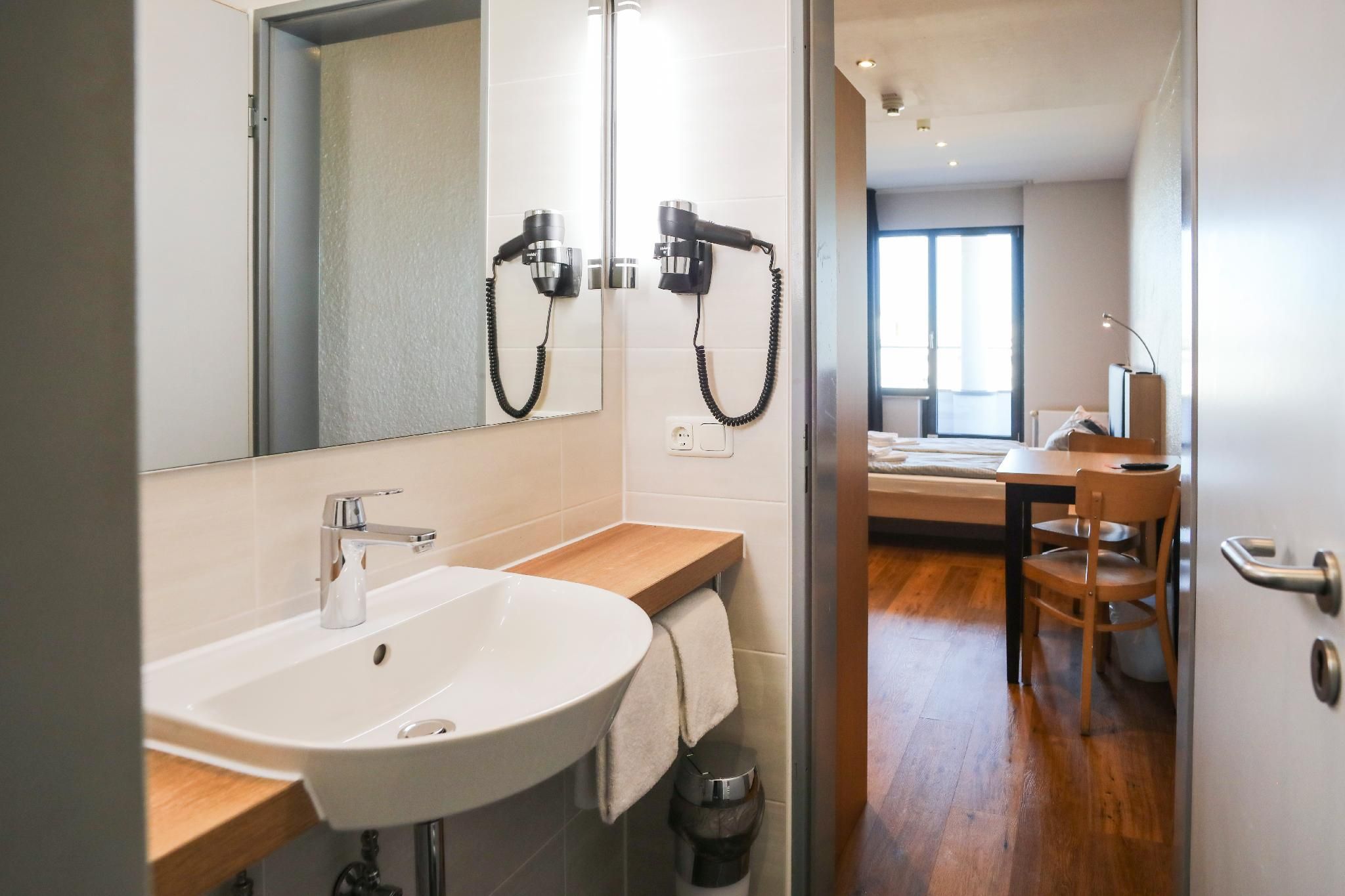 acama Hotel + Hostel Kreuzberg Double or Twin Room 2