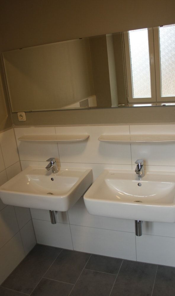 Ferienstudio Suite, Shared Bathroom 2