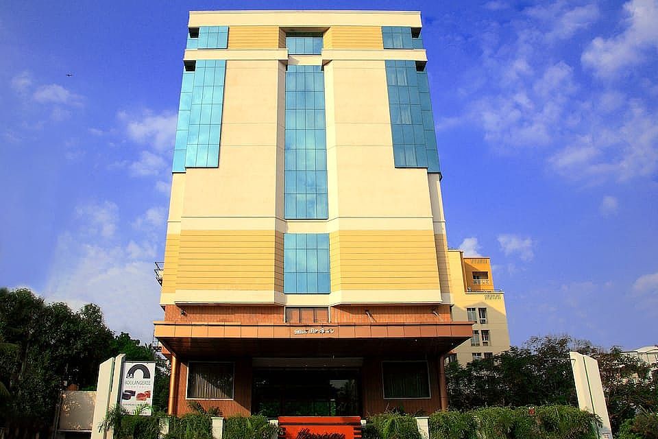 undefined Harrisons Hotel