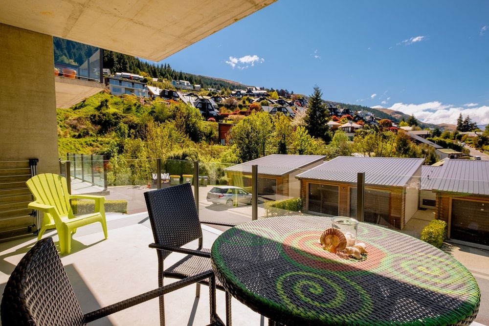 Brookside Gem Modern 2 Bedroom Apartment Deluxe Apartment 10