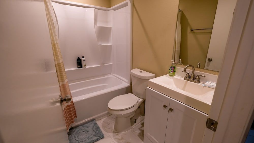 3Bdrm 2.5Bath 4Beds - Katy - Memorial Family House, 3 Bedrooms 21