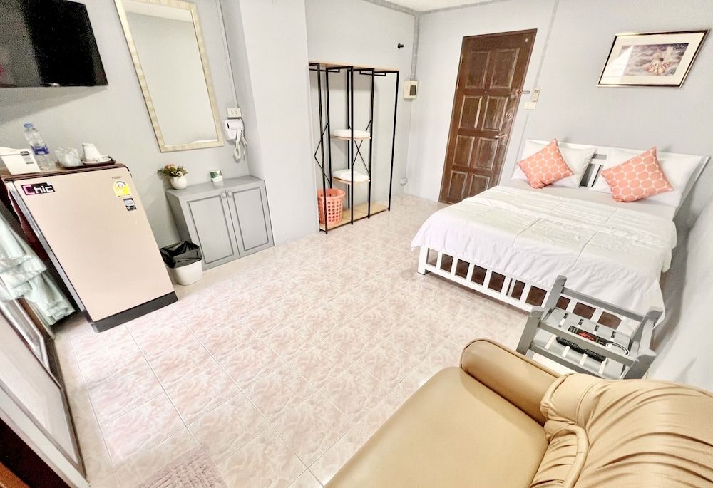 Penyos Suite Standard Double Suite 2