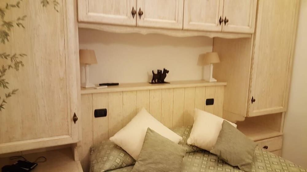 Agriturismo Podere Montese Standard Triple Room, Garden View (3) 8