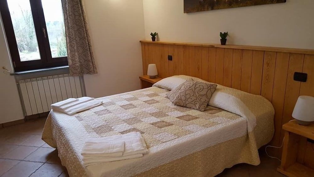 Agriturismo Podere Montese Standard Double or Twin Room, Garden View (1) 4