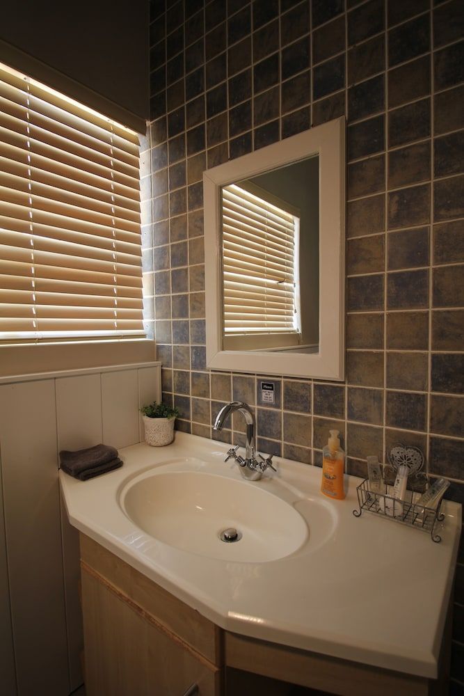 House on Olof Palme Standard Double Room (Shower Only) 4