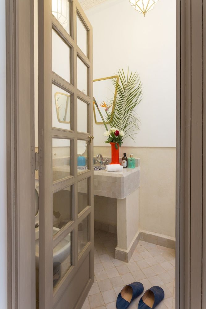 Riad Lumière Double Room (The Blue Room) 5